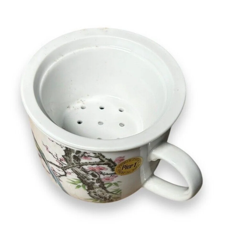 VTG JAPANESE TEA CUP BEAUTIFUL PORCELAIN INFUSED TEA CUP JAPANESE DECOR